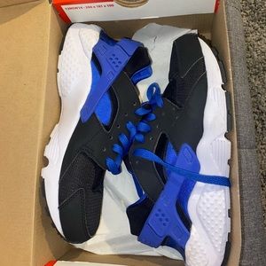 Blue and Black Hurrache Sneakers Size 5
